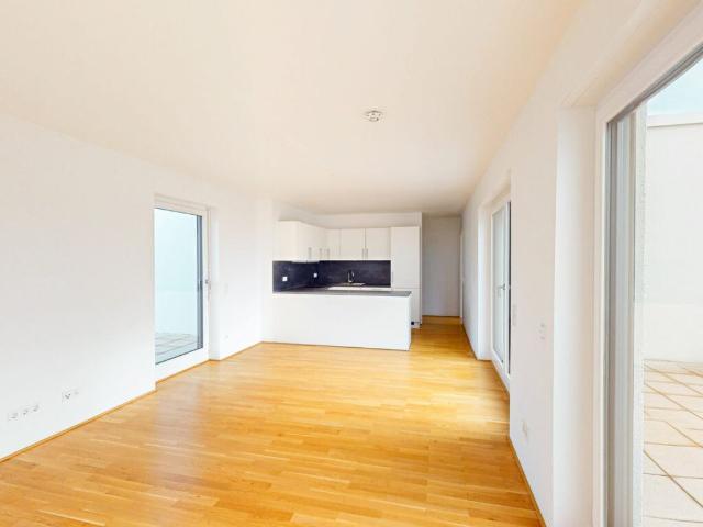 Exlusive 3 Zimmer Wohnung mit EBK, Balkon und Dachterrasse