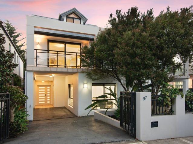 Expand Your Lifestyle with Superior Space, Style & Sunshine