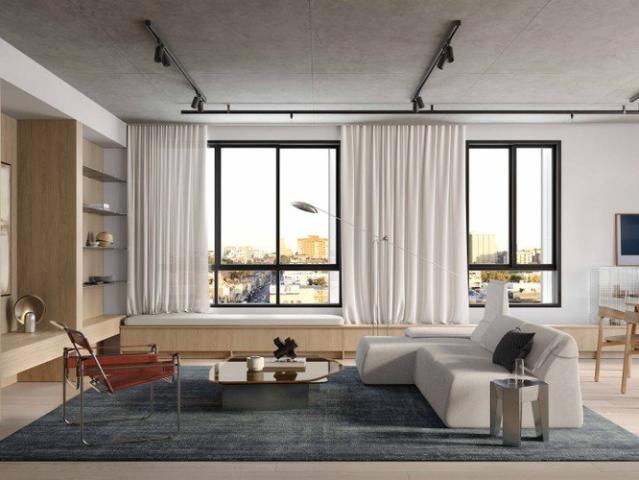 Expansive 3 Bed Residence with Rare Triple Car Garage