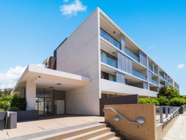 Expansive 3 Bedroom Modern Entertainer With A Sunlit East Facing Aspect