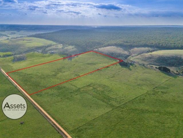 Expansive 42.5 Acre Rural Haven