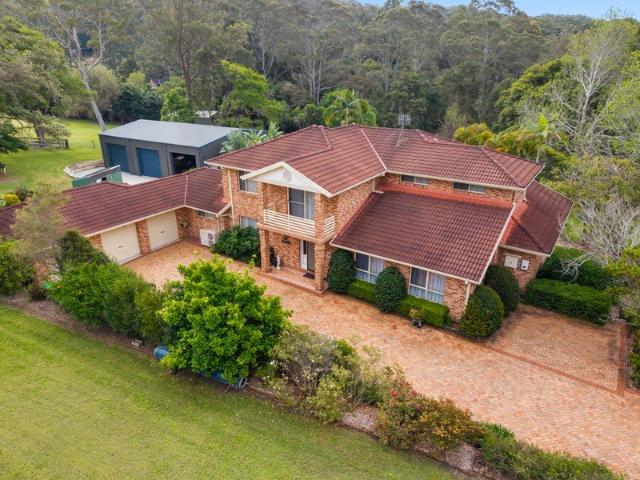Expansive 6 Bedroom Layout Built for Living