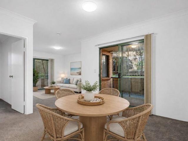 Expansive Courtyard Living