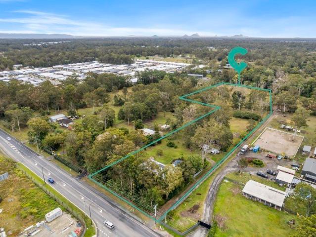 Expansive Acreage, Ultimate Privacy, Prime Location!