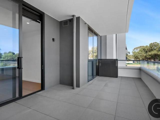 Expansive Apartment In The Exclusive Pavillion Green, 201/216 Bay Road, Sandringham