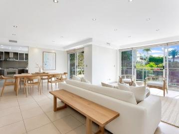 Spacious Duplex, No Strata Fees