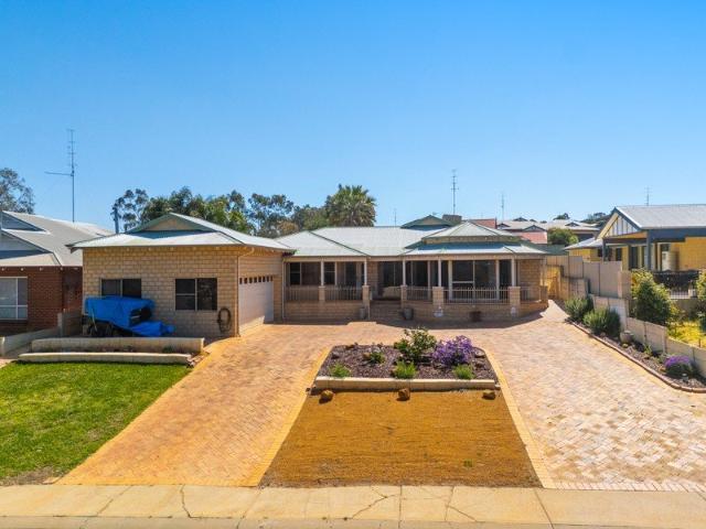 Expansive Golf Course Living with Space, Views & Convenience
