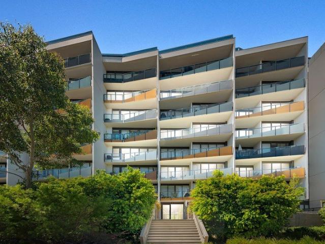 Expansive Ground Floor Living with an Exceptional Private Terrace