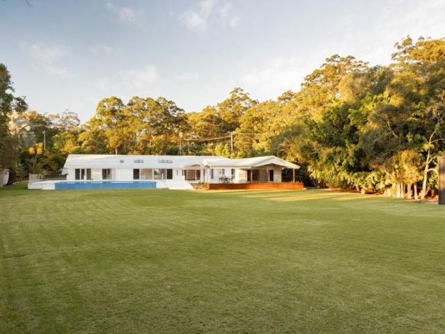 Expansive Entertainer in Elite Education Precinct