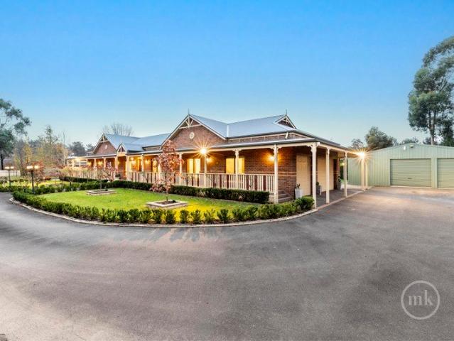 Expansive Entertainer with Poolside Allure
