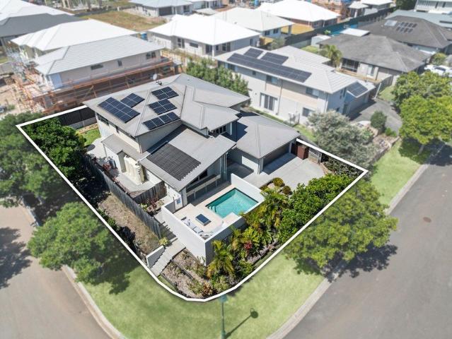 Expansive Family Entertainer with Pool on 626sqm