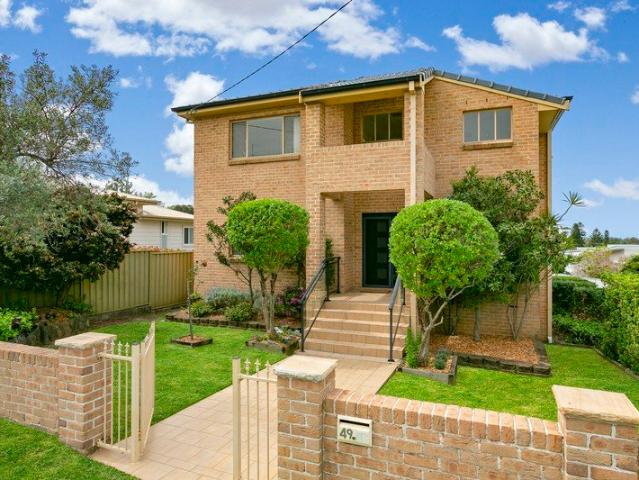 Expansive family entertainer with village convenience