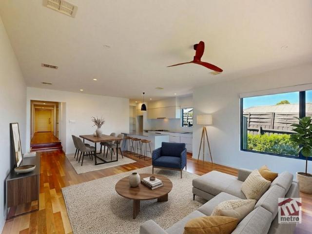 EXPANSIVE FAMILY HOME!