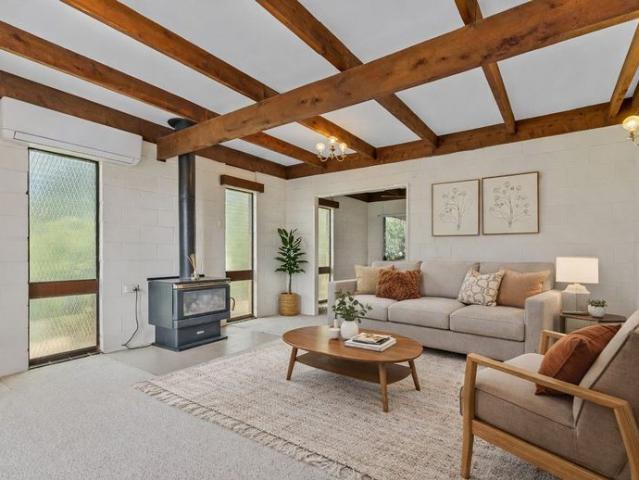 EXPANSIVE FAMILY HOME, DESIGNED TO ENTERTAIN