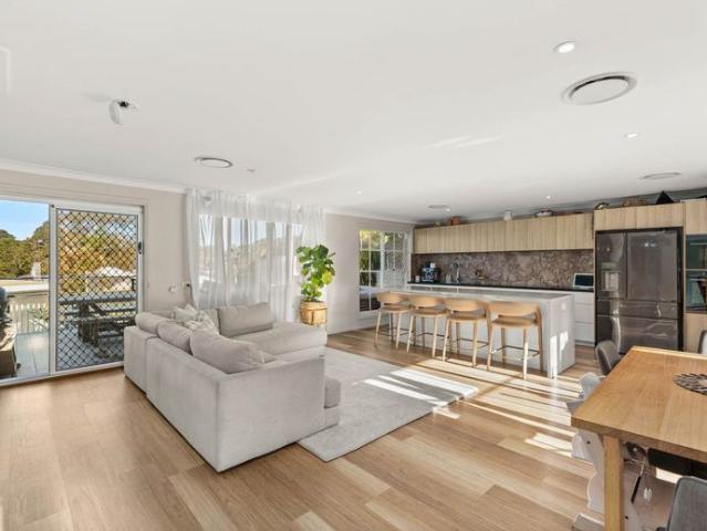 Expansive family home in amazing location