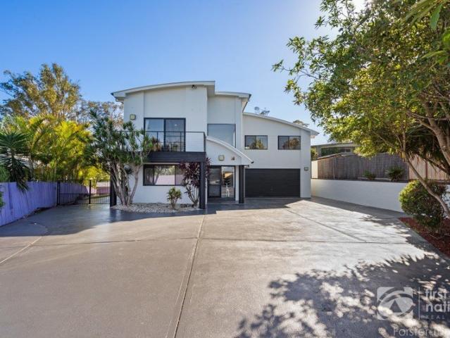 Expansive Family Home with Multiple Living Zones & Huge Garage