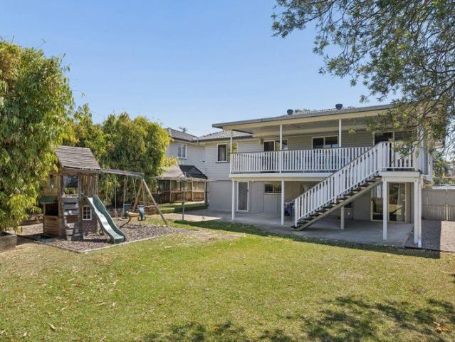 Expansive Family Living