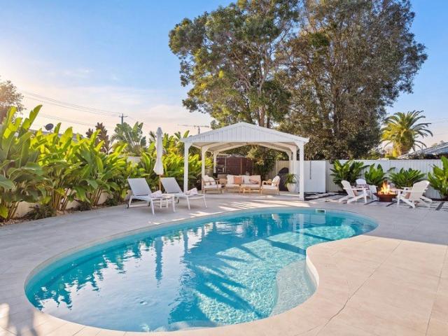 Expansive Family Living with Exceptional Outdoor Entertaining