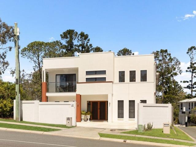 Expansive Family Living with Poolside Entertaining