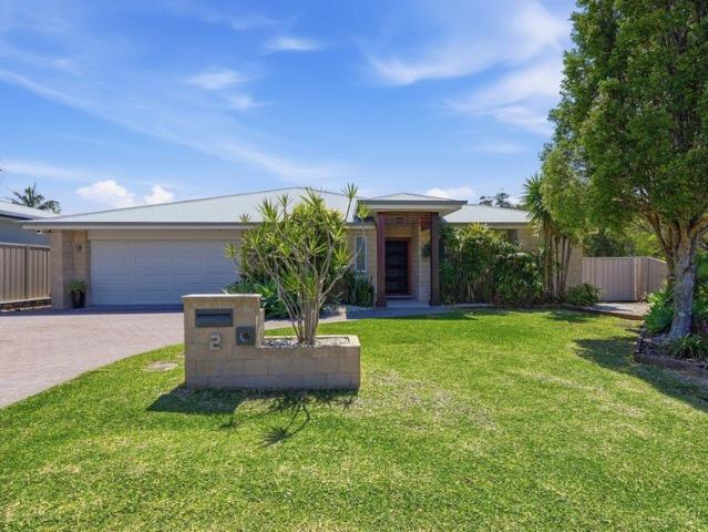 Expansive Family Living with Space to Entertain