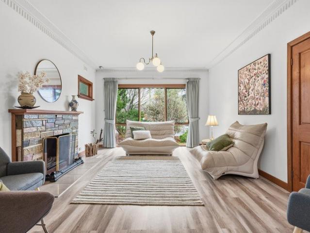 Expansive Family Living with Unrivalled Versatility FULLY FURNISHED