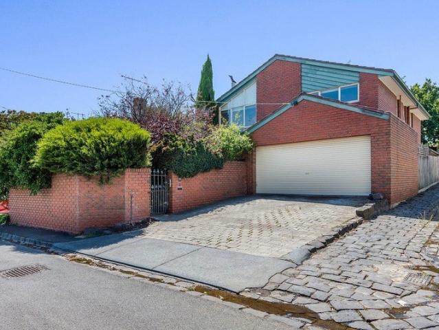 Expansive Family Living in a Coveted Location