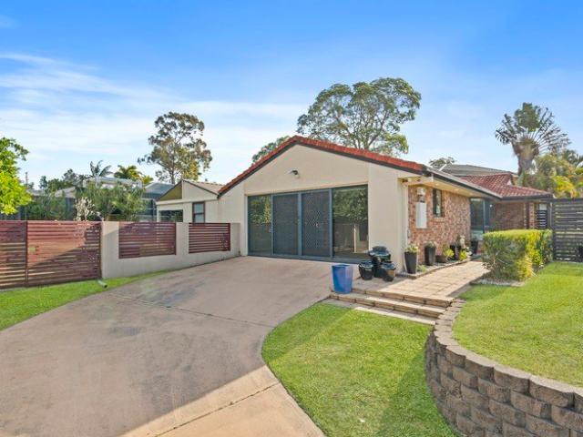 Amazing buying opportunity in Manly West Will be sold!