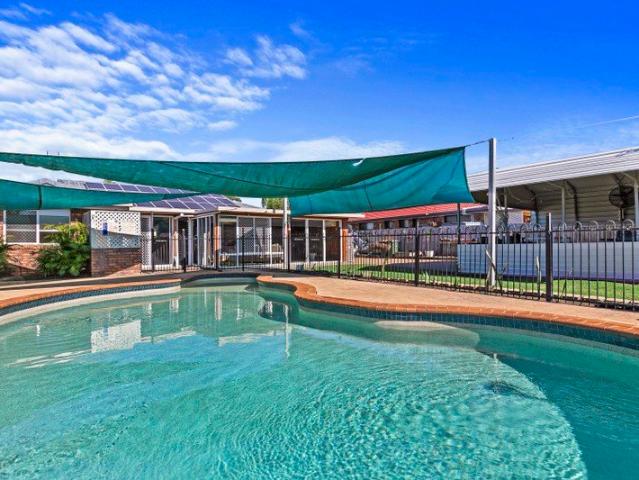 Expansive Family Living in a Quiet Kawungan Cul De Sac