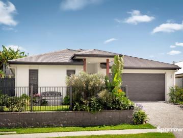 EXPANSIVE 251SQM FAMILY ENTERTAINER ON 477SQM WALKING DISTANCE TO PARKS & PLAYGROUNDS