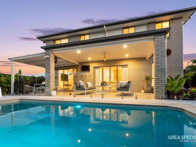 Expansive Family Living | Poolside Entertaining & Reserve Side Privacy!