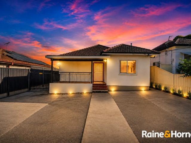 Expansive Family Residence with Detached Studio on 627sqm Approx