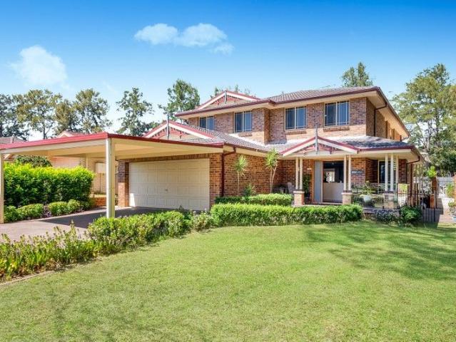 Expansive Family Residence With Resort Style Entertaining On 601sqm Corner Block