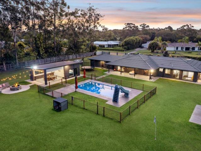 Expansive Family Retreat with Separate Studio and Resort Style Entertaining