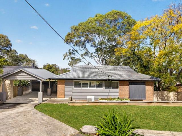 Expansive Five Bedroom Family Home with Parkland Outlook
