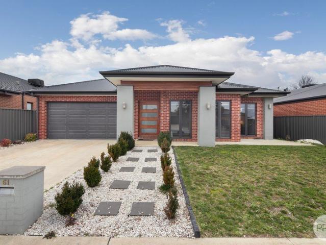 Expansive Home With 3 Living Areas