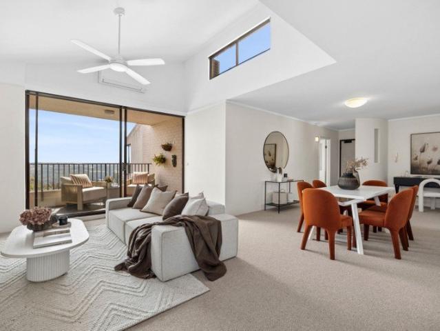 Expansive interiors and abundant light in central Cremorne setting