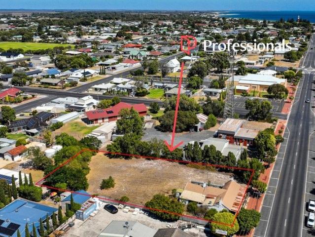 Expansive Land Opportunity in the Heart of Kingston SE