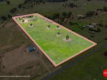 Expansive Lifestyle on 10 Acres