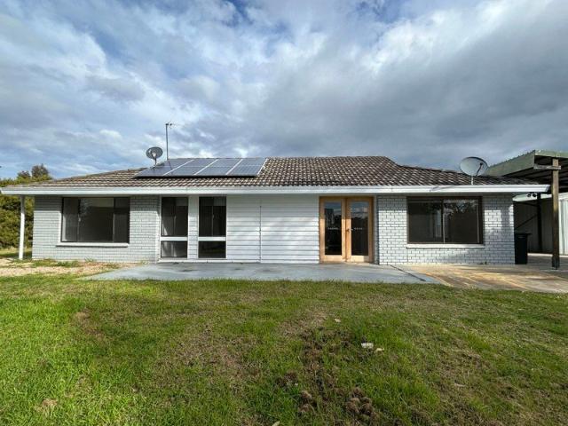 Expansive Metung Living on a Large Allotment