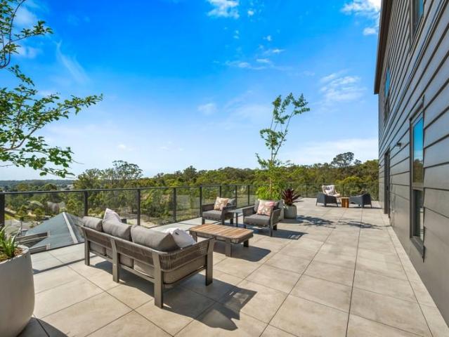 Expansive Penthouse with wrap around Balcony