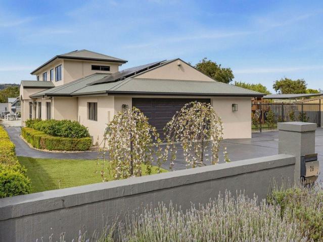 Expansive Richmond Residence