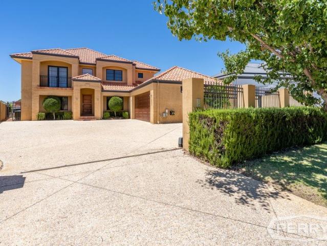 Expansive Waterfront Living Space, Flexibility and Lifestyle