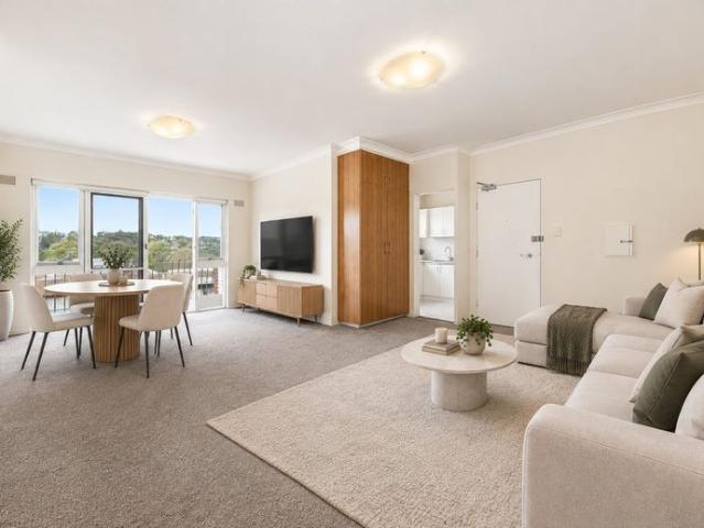 Expansive Three Bedroom Ground Floor Apartment in Heart of Lane Cove