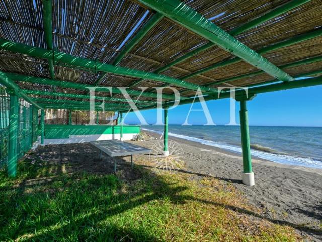 Expat Real Estate presenta esta casita con jardín y acceso d. 63m² Almayate bajo