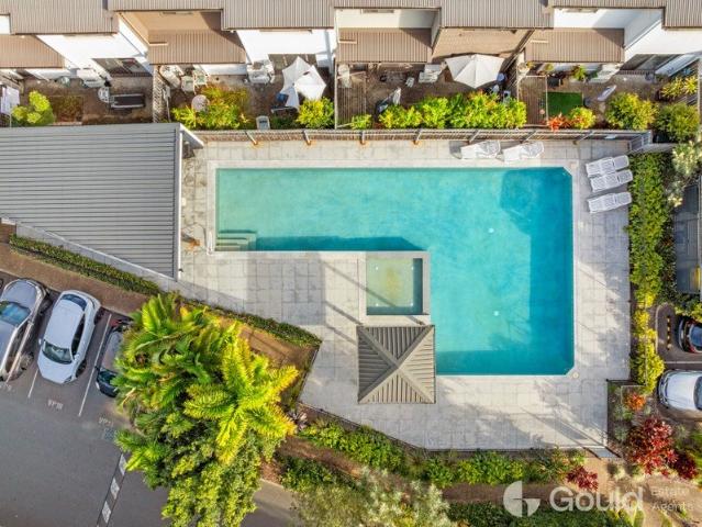 Experience modern, low maintenance living in this stylish townhouse