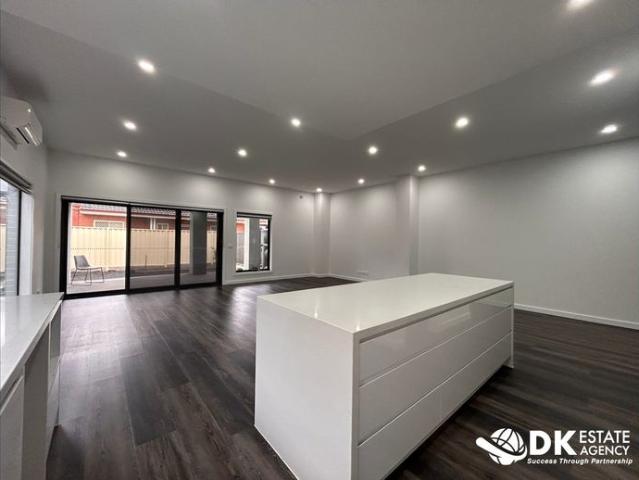 Experience Modern Luxury in Braybrook