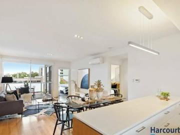Adelaide, South Australia - Balcony, Equipped kitchen