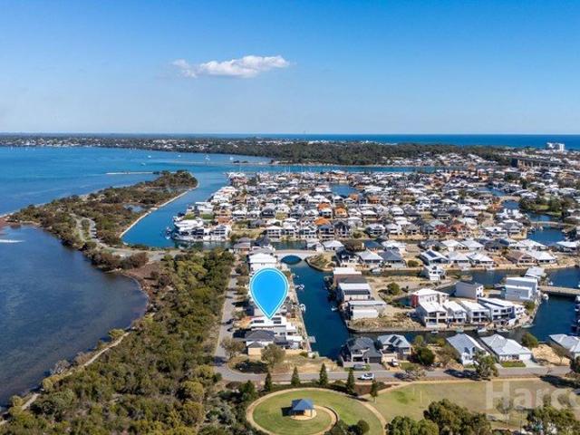 Experience Elevated Living: Stunning Canal Home with Estuary Views, Pool, Room for a Caravan and a Boat