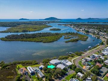 Experience Luxury Waterside Living at The Pier