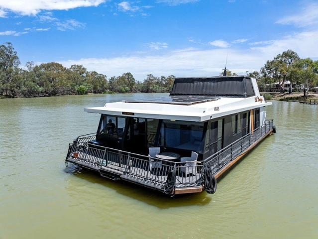 Experience luxury, comfort, and elegance on the water